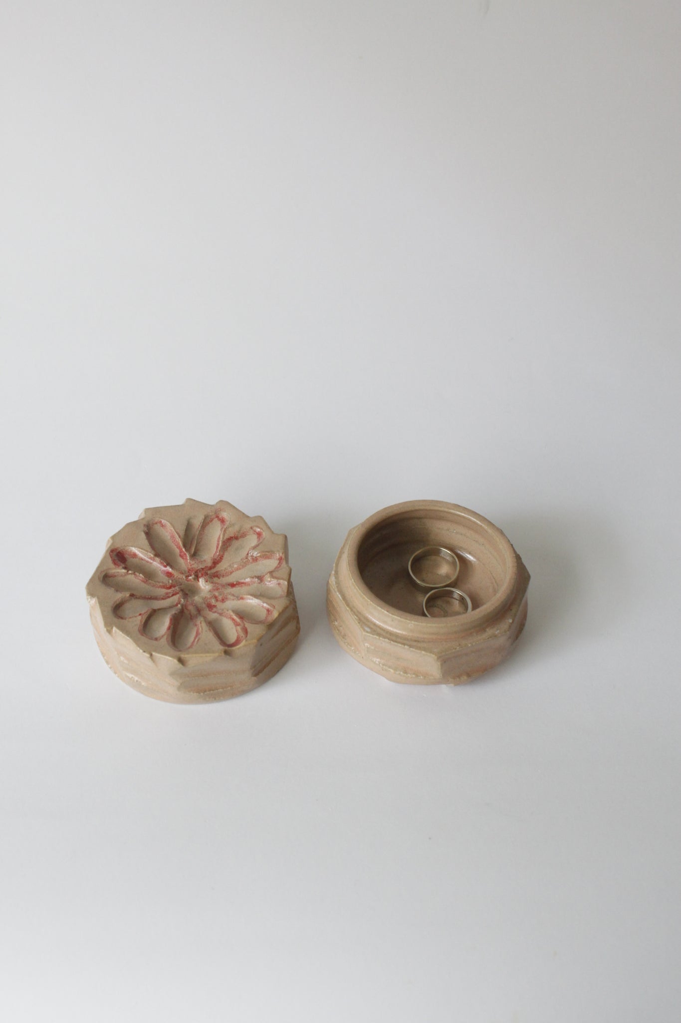 Flower Trinket box I