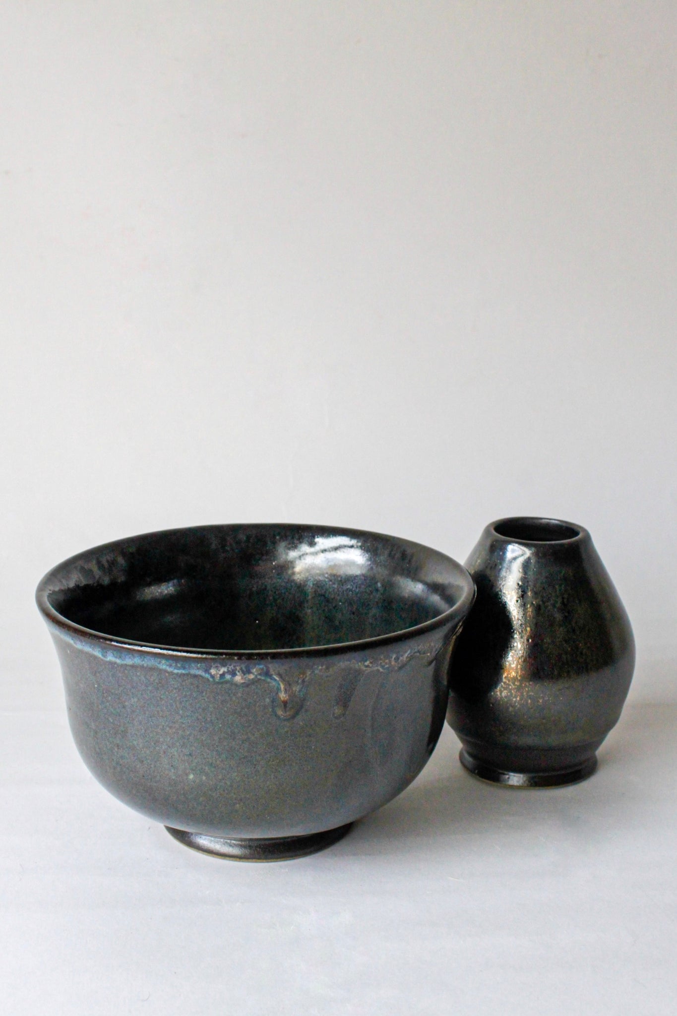 Kuro Matcha Bowl & Kuro Chasen Stand