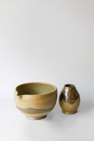 Olive Matcha Bowl & Olive Chasen Stand