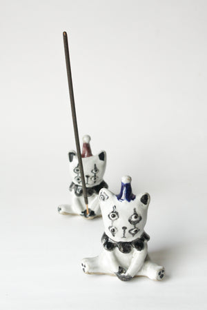 4-Eyed-Cat Demon Incense Holder