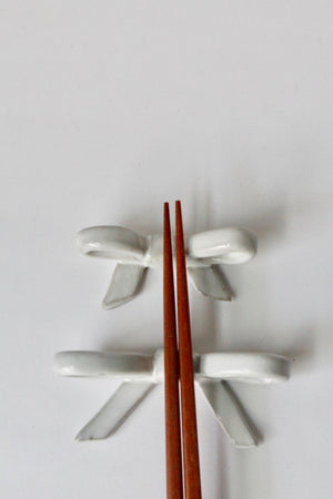 Ribbon Chopsticks Rest