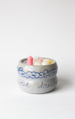 Pet Picnic (Lace Ribbons) Candle