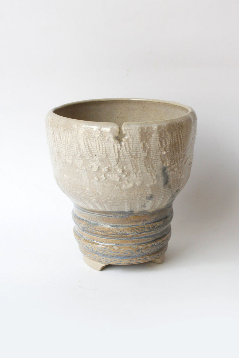 Rinjani Planter II – Margaret Yap Pottery Studio