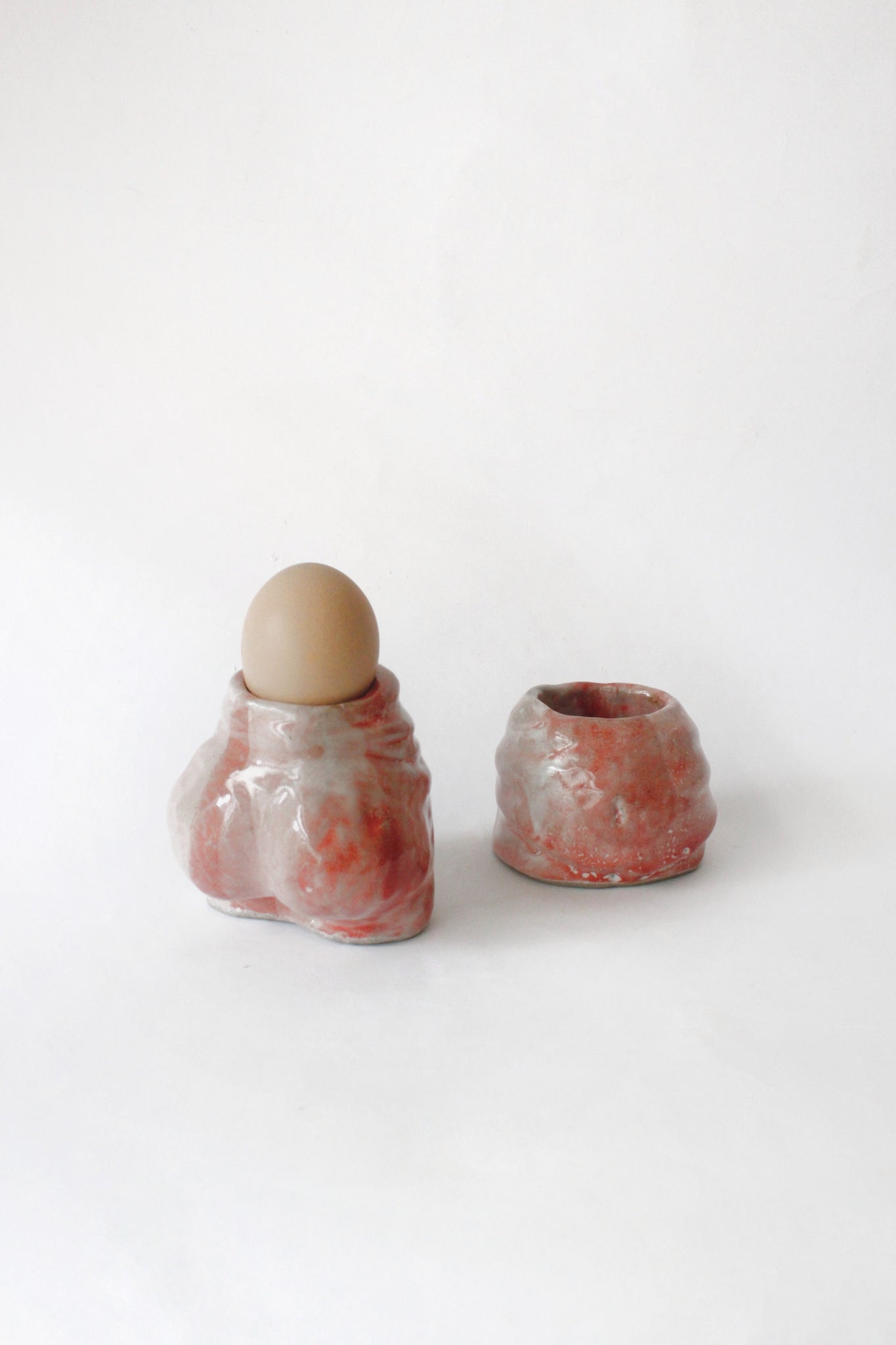 Fat Belly Egg Holder I